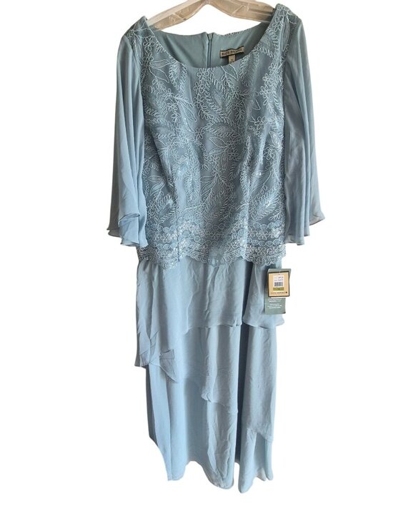 Maya Brooke Dresses & Skirts - Light Blue Maya Brooke Embroidered Layered Dress Size 14 NWT